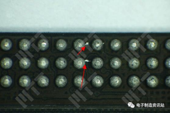 樣品1底部有錫點(diǎn)殘留